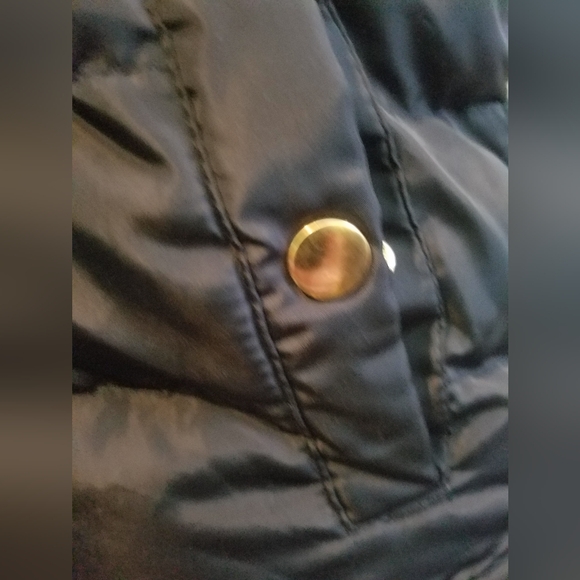 Like New Justify Navy blue vest, Size Small - Picture 3 of 9